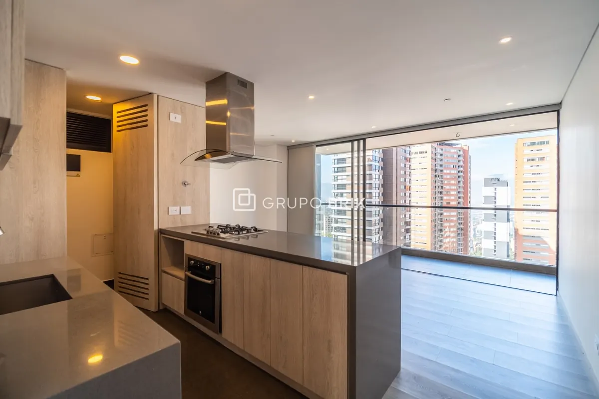 3-bed apartment for sale in El Poblado, Medellín - 1