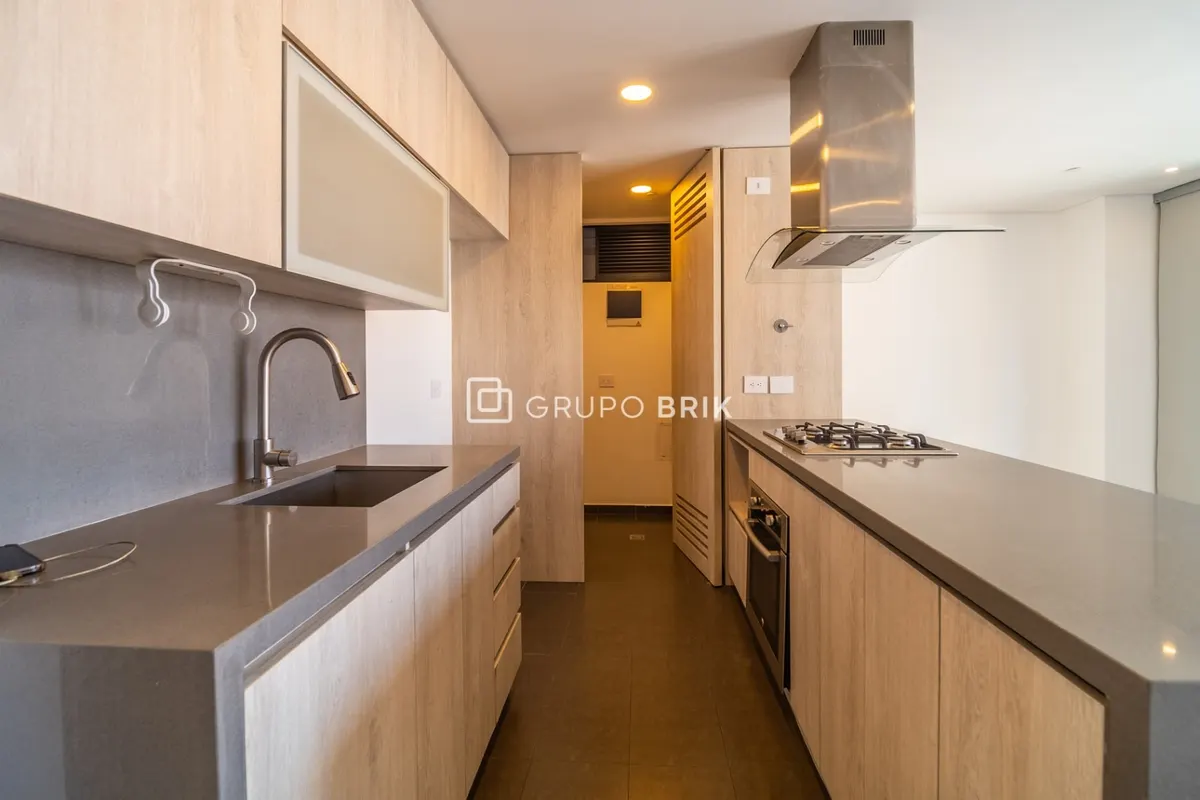 3-bed apartment for sale in El Poblado, Medellín: photo 7 of 16
