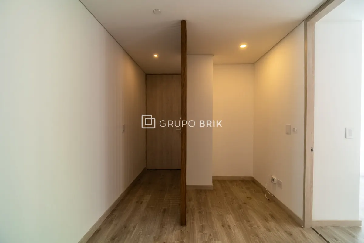 3-bed apartment for sale in El Poblado, Medellín: photo 8 of 16