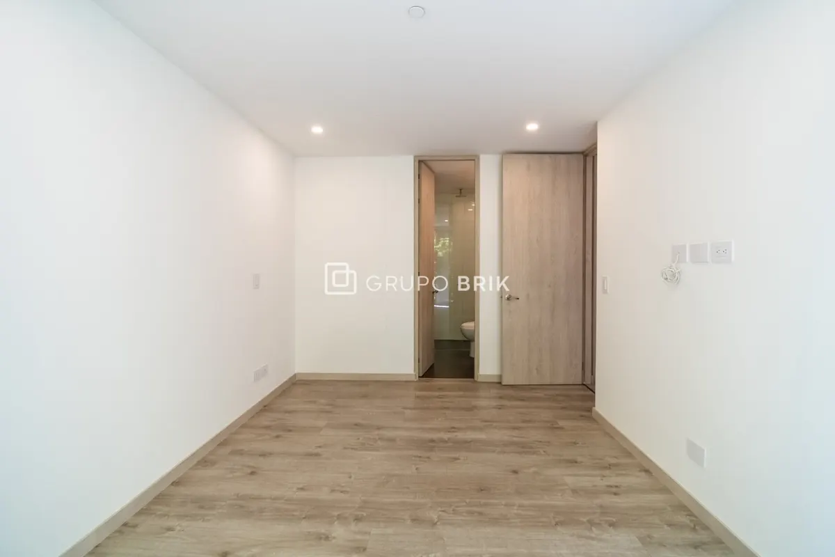 3-bed apartment for sale in El Poblado, Medellín: photo 15 of 16