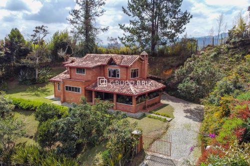 Finca La Clarita 2672