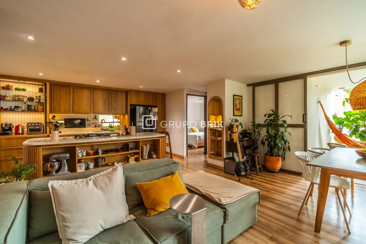 2-bed apartment for sale in Laureles Estadio, Medellín - 1